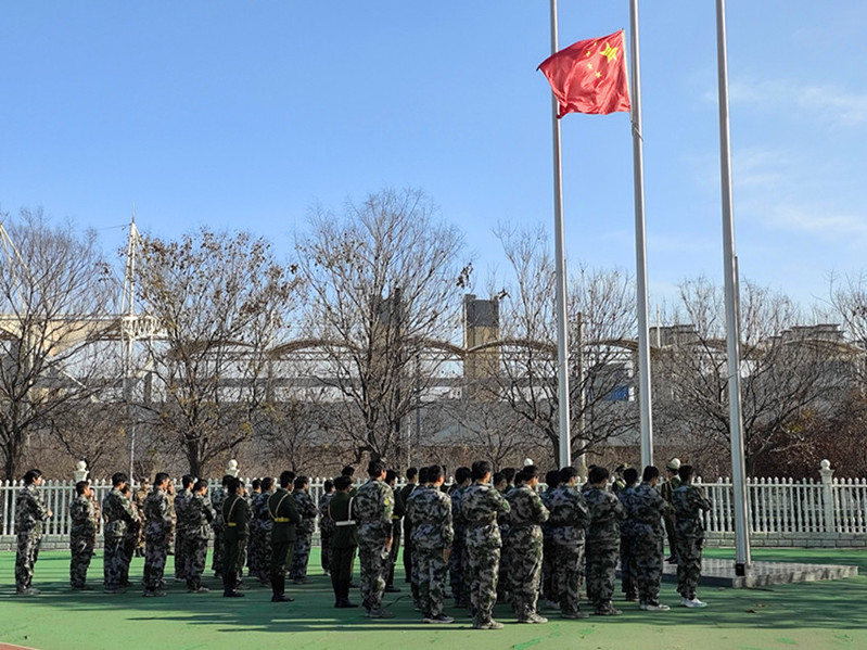 国家公祭日下半旗仪式（高新校区）