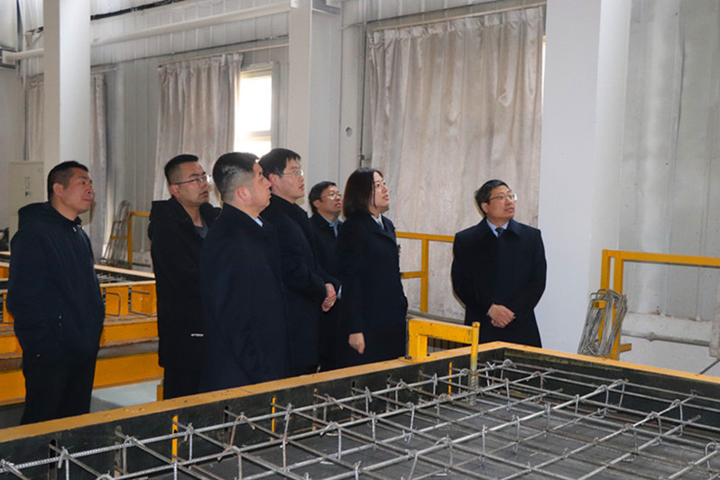 检查组在实训工区检查