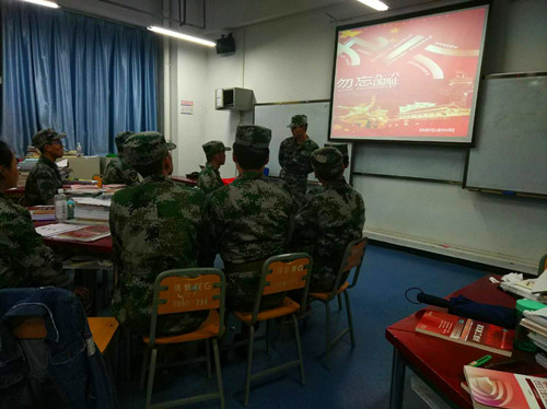 观看历史文献纪录片（高新校区）