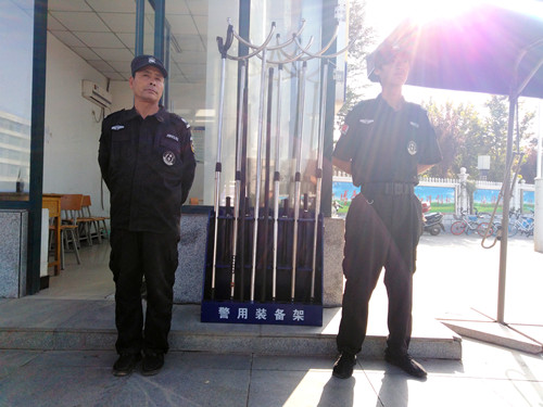 站岗执勤 护航国考4