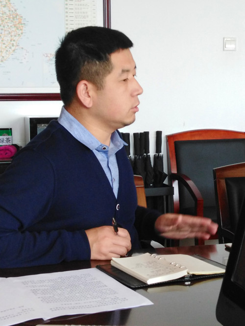李晓飞部署校庆安保工作