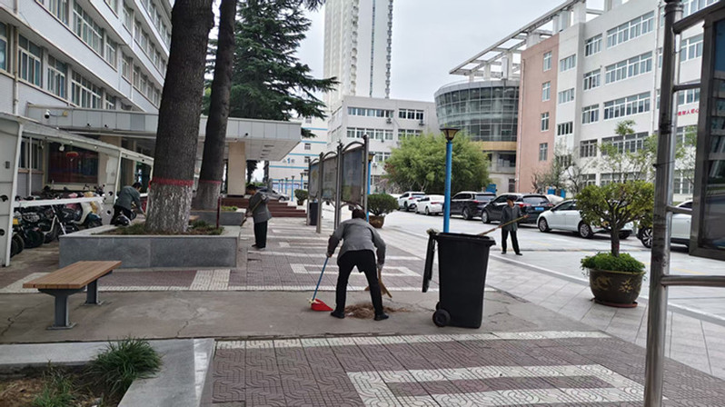 校园保洁